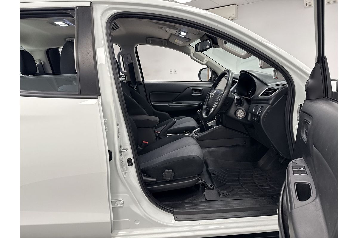 2022 Mitsubishi Triton GLX+ MR 4X4