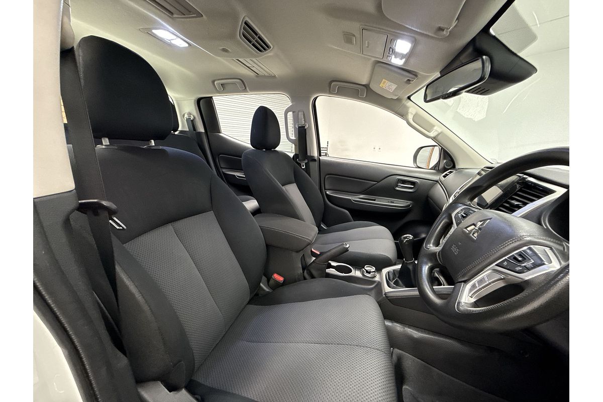 2022 Mitsubishi Triton GLX+ MR 4X4
