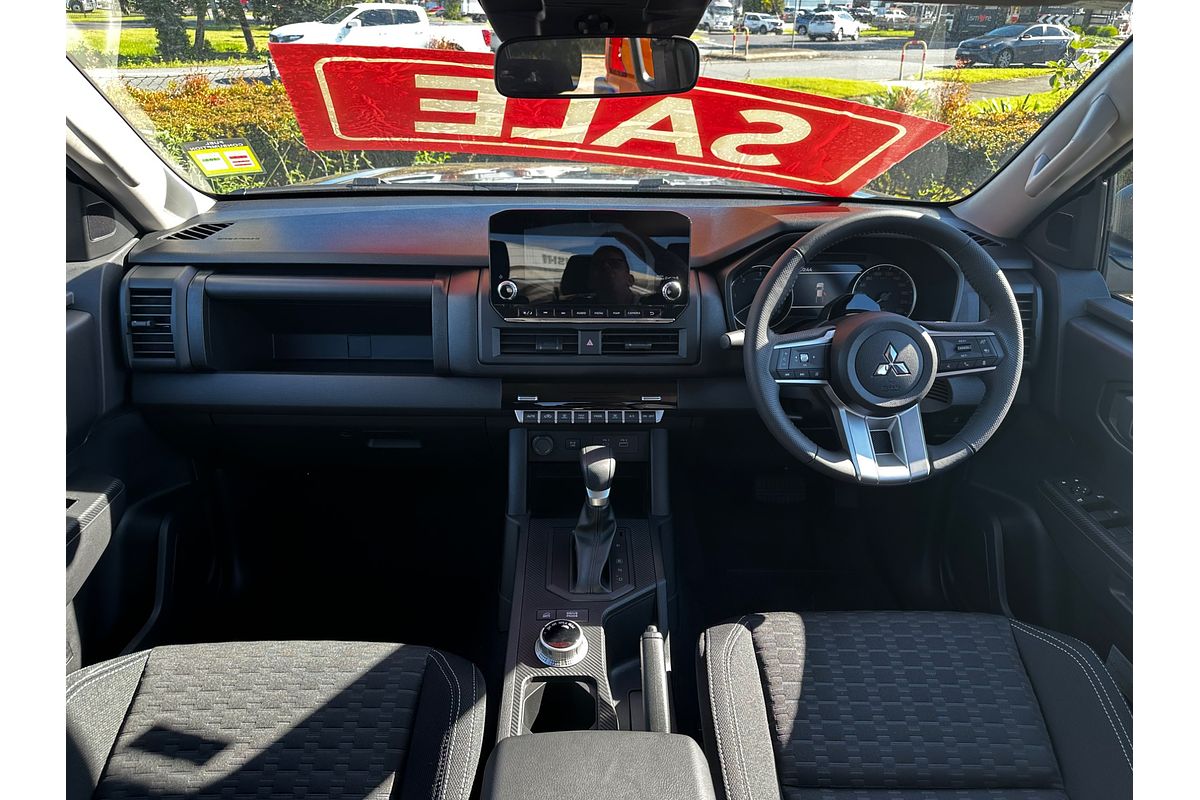 2025 Mitsubishi Triton GLX-R MV 4X4