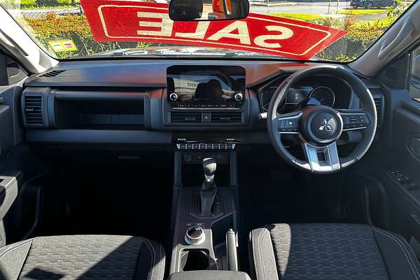 2025 Mitsubishi Triton GLX-R MV 4X4