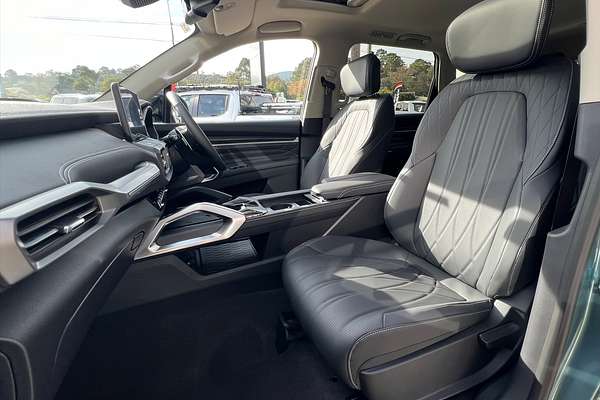 2025 LDV D90 Executive SV9A