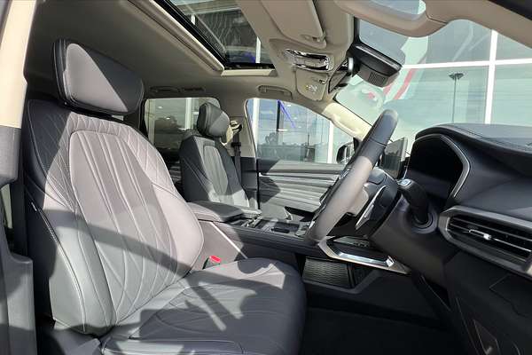 2025 LDV D90 Executive SV9A