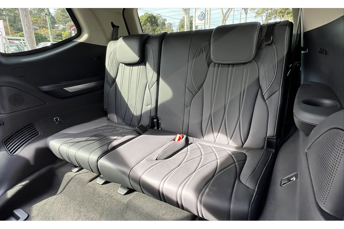 2025 LDV D90 Executive SV9A