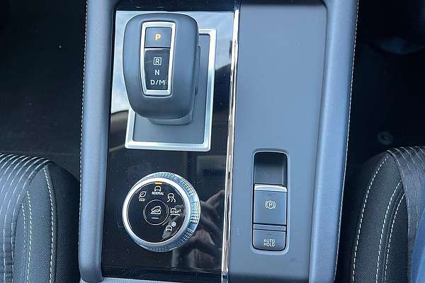 2024 Mitsubishi Outlander LS ZM