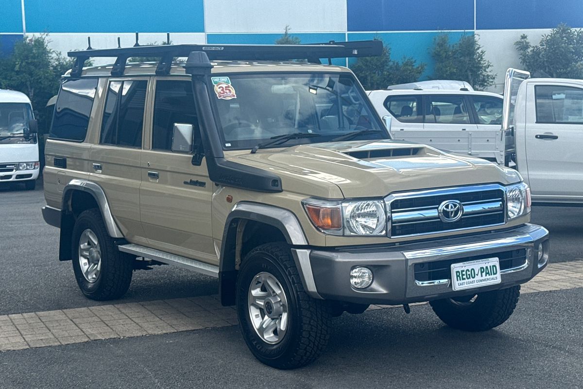 2021 Toyota Landcruiser GXL VDJ76R