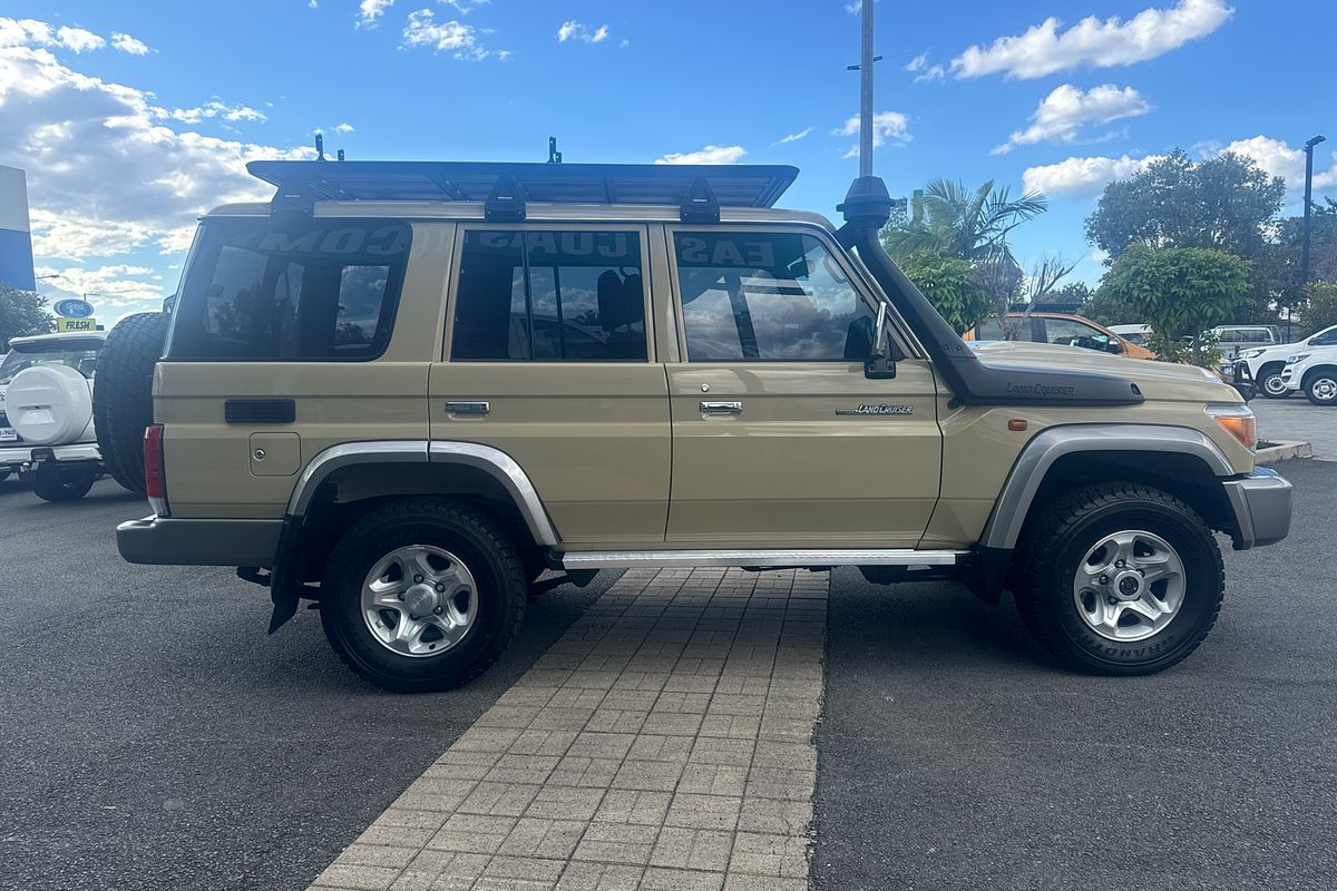 2021 Toyota Landcruiser GXL VDJ76R