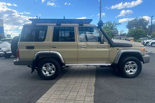 2021 Toyota Landcruiser GXL VDJ76R