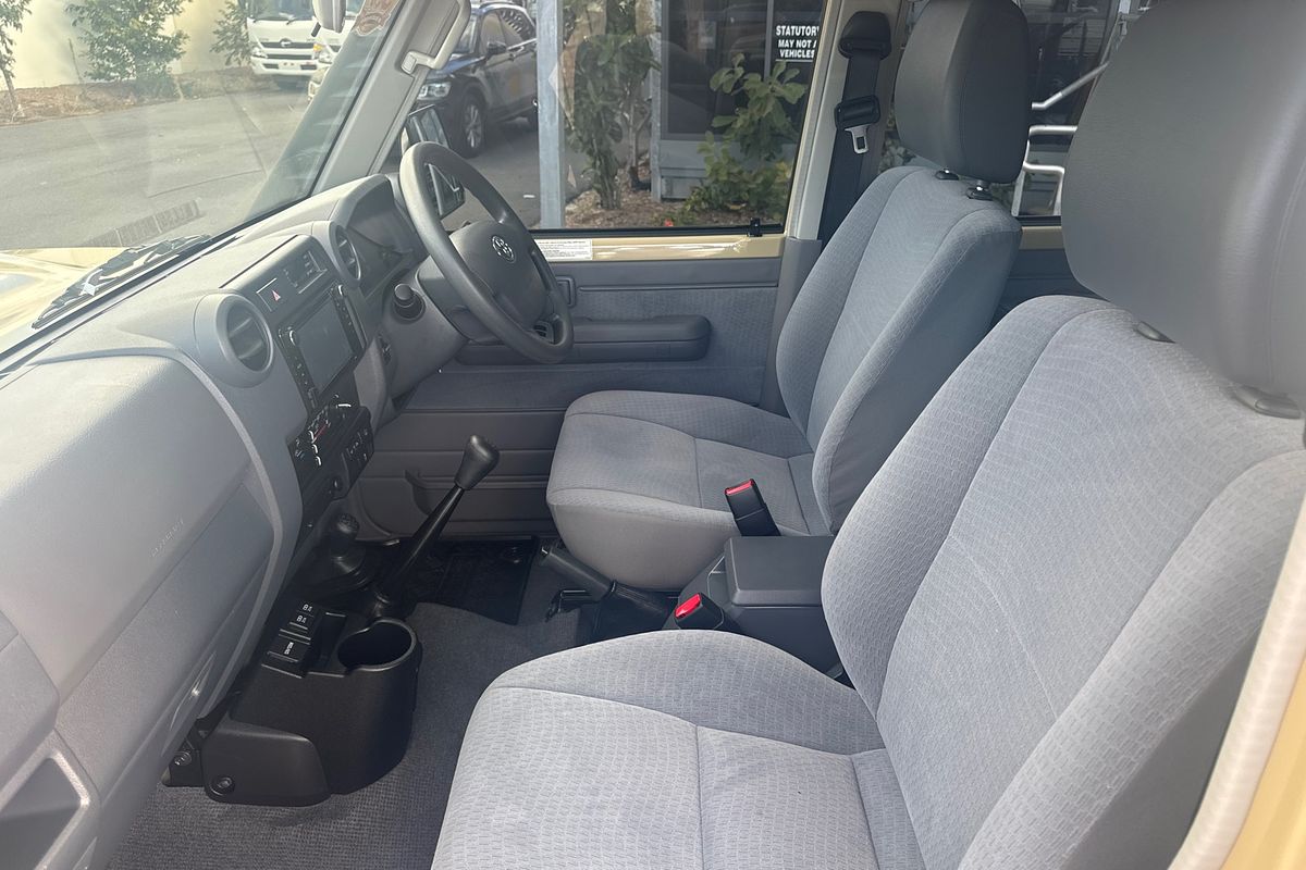 2021 Toyota Landcruiser GXL VDJ76R