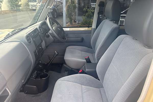 2021 Toyota Landcruiser GXL VDJ76R
