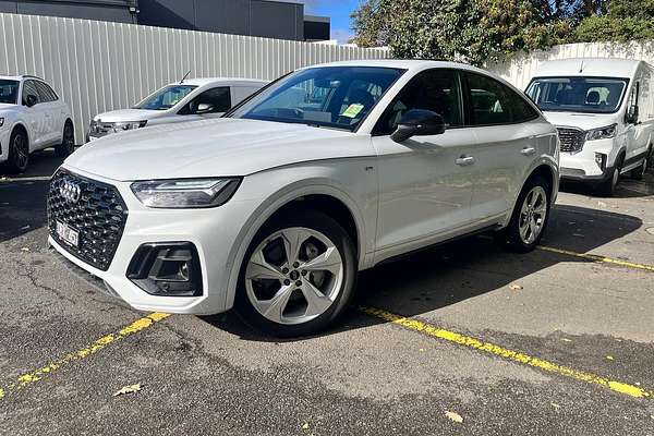 2024 Audi Q5 40 TDI S line FY