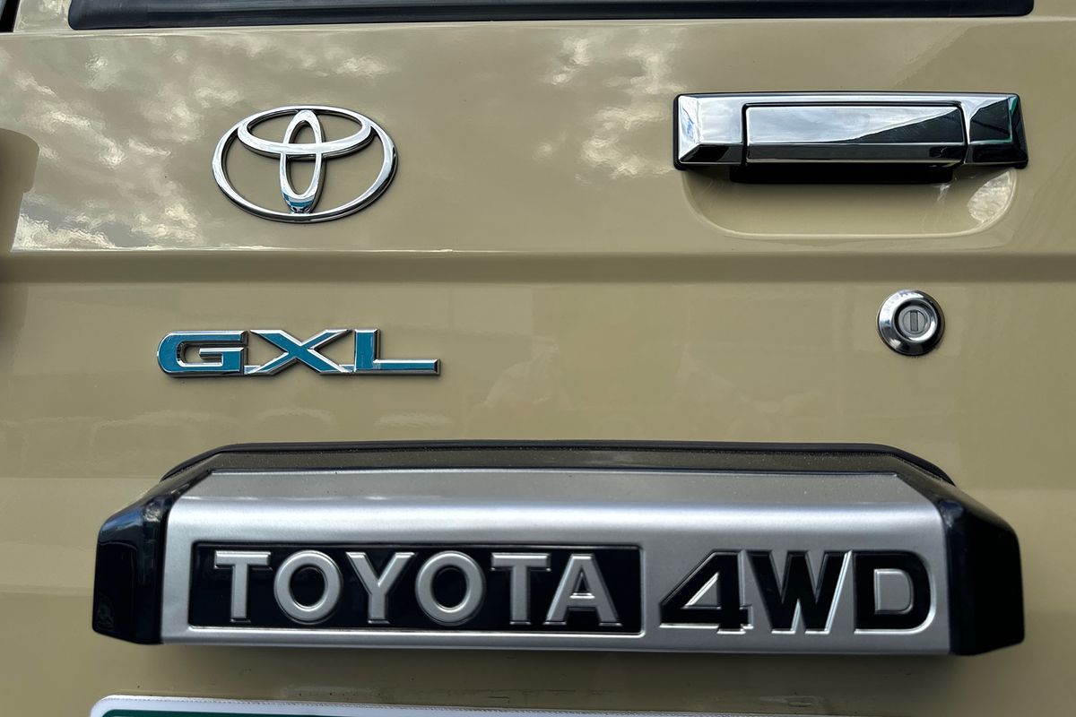 2021 Toyota Landcruiser GXL VDJ76R
