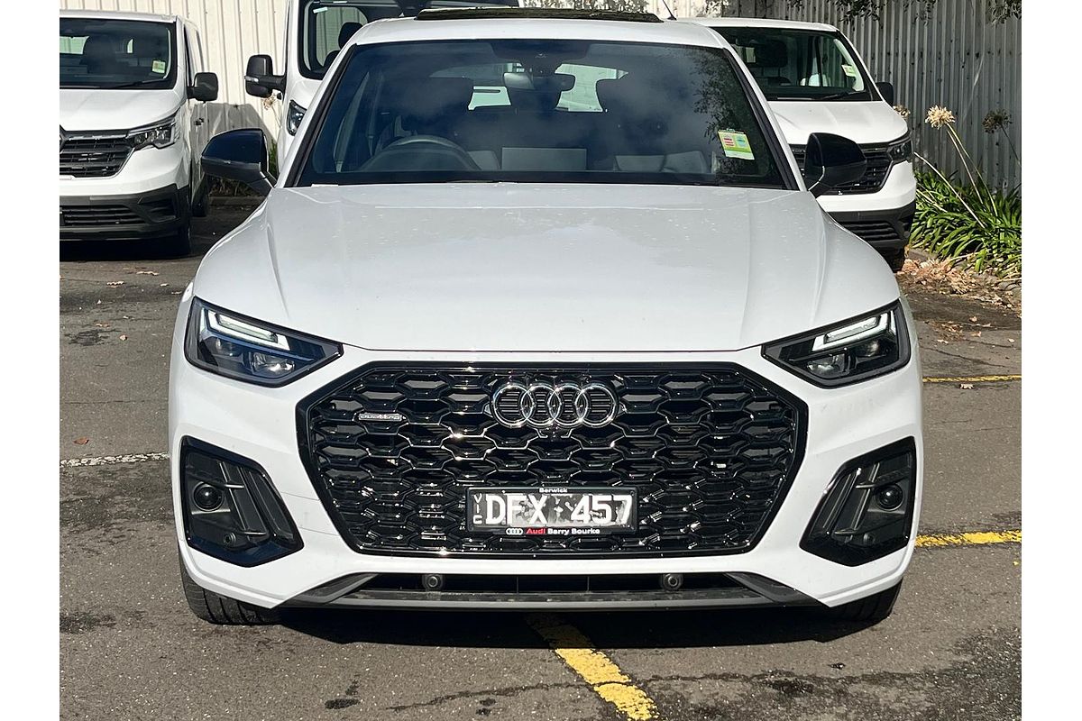 2024 Audi Q5 40 TDI S line FY
