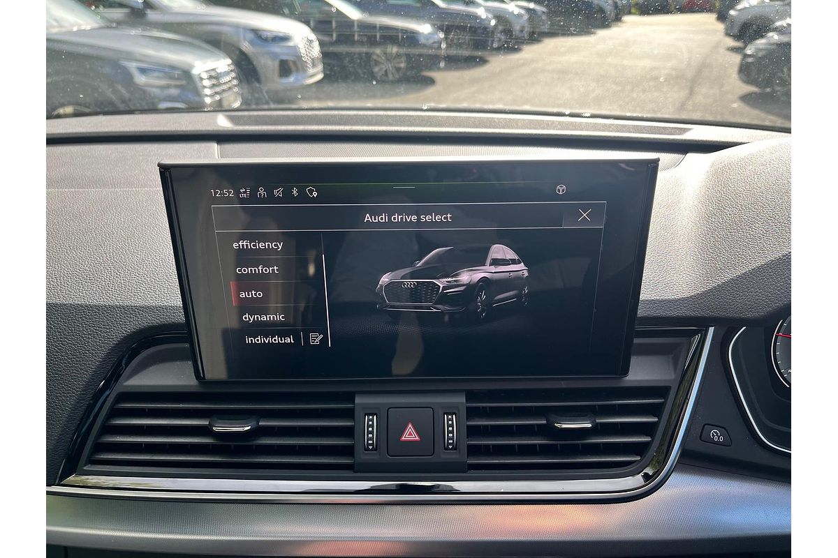2024 Audi Q5 40 TDI S line FY
