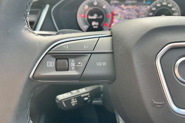 2024 Audi Q5 40 TDI S line FY