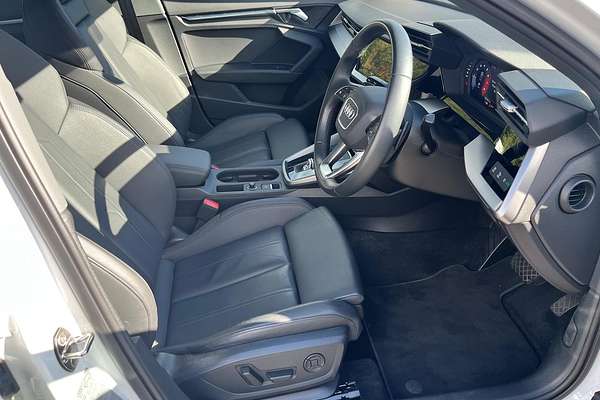 2024 Audi A3 40 TFSI S line GY