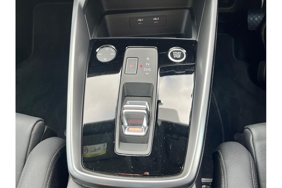 2024 Audi A3 40 TFSI S line GY