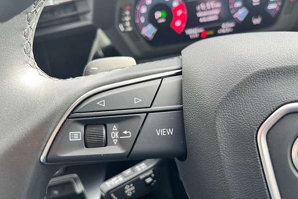 2024 Audi A3 40 TFSI S line GY