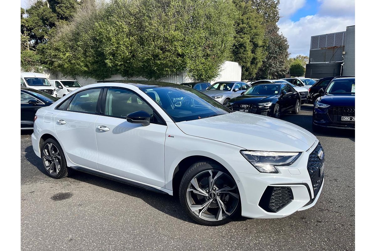 2024 Audi A3 40 TFSI S line GY