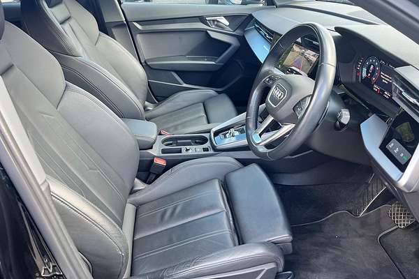 2024 Audi A3 40 TFSI S line GY