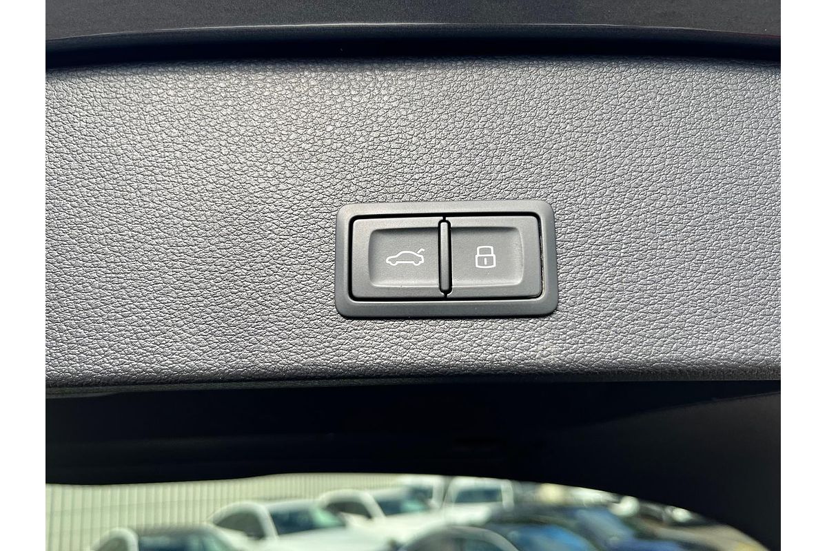 2024 Audi Q2 40 TFSI S line GA