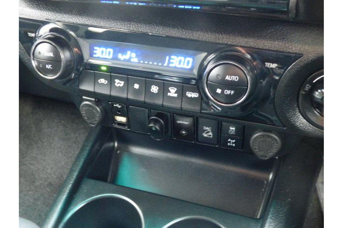 2022 Toyota Hilux SR5 GUN126R 4X4