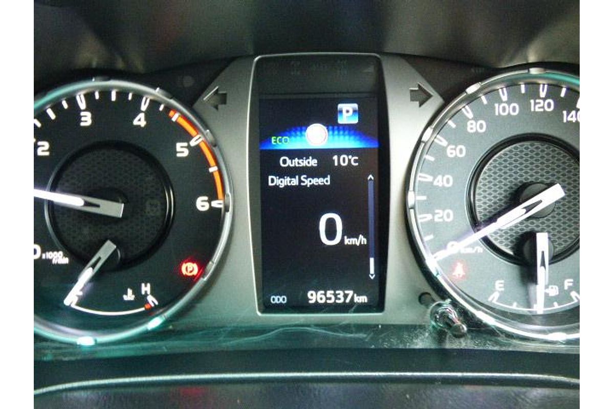 2022 Toyota Hilux SR5 GUN126R 4X4