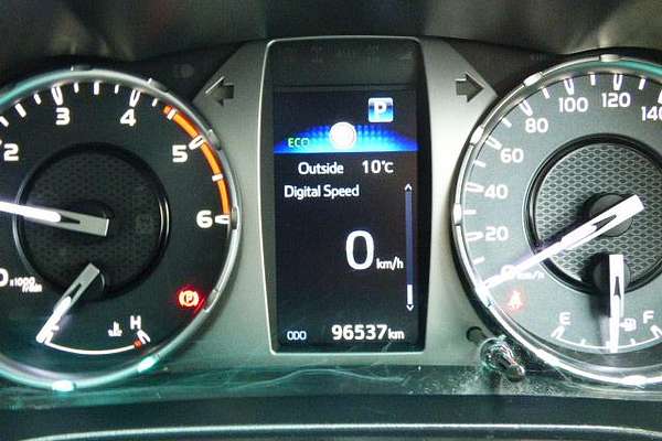 2022 Toyota Hilux SR5 GUN126R 4X4