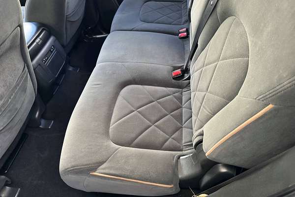 2012 Nissan Patrol ST-L Y62
