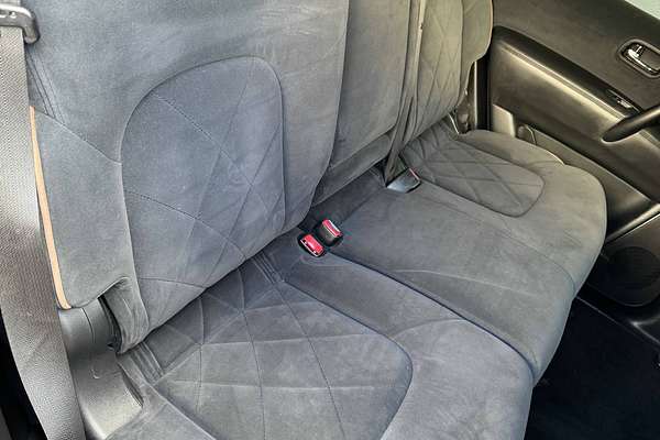 2012 Nissan Patrol ST-L Y62