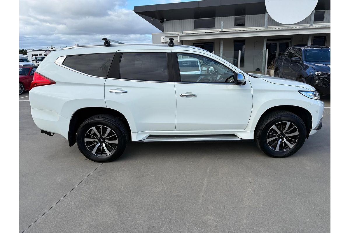 2017 Mitsubishi Pajero Sport Exceed QE