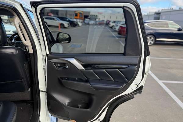 2017 Mitsubishi Pajero Sport Exceed QE