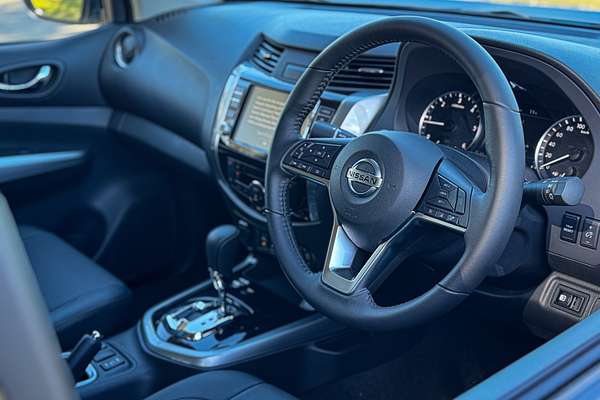 2025 Nissan Navara ST-X D23 4X4