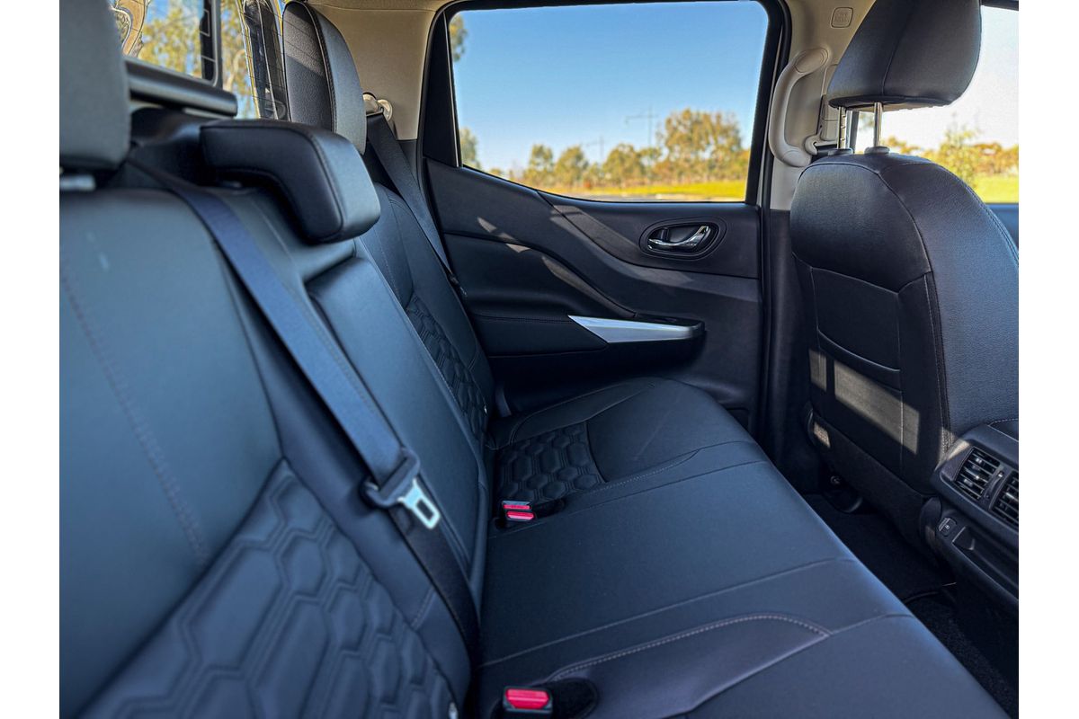 2025 Nissan Navara ST-X D23 4X4