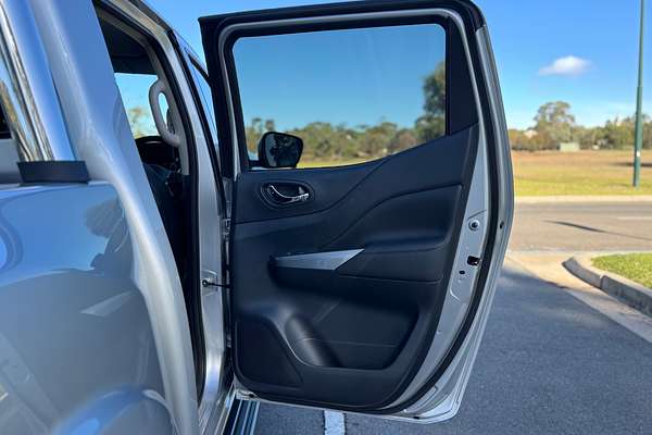 2025 Nissan Navara ST-X D23 4X4
