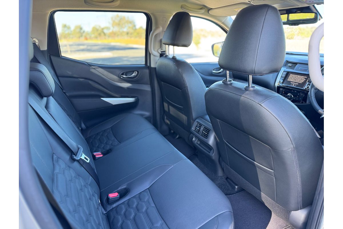 2025 Nissan Navara ST-X D23 4X4