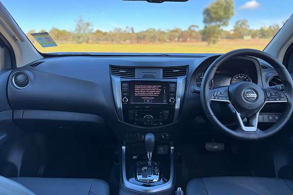 2025 Nissan Navara ST-X D23 4X4