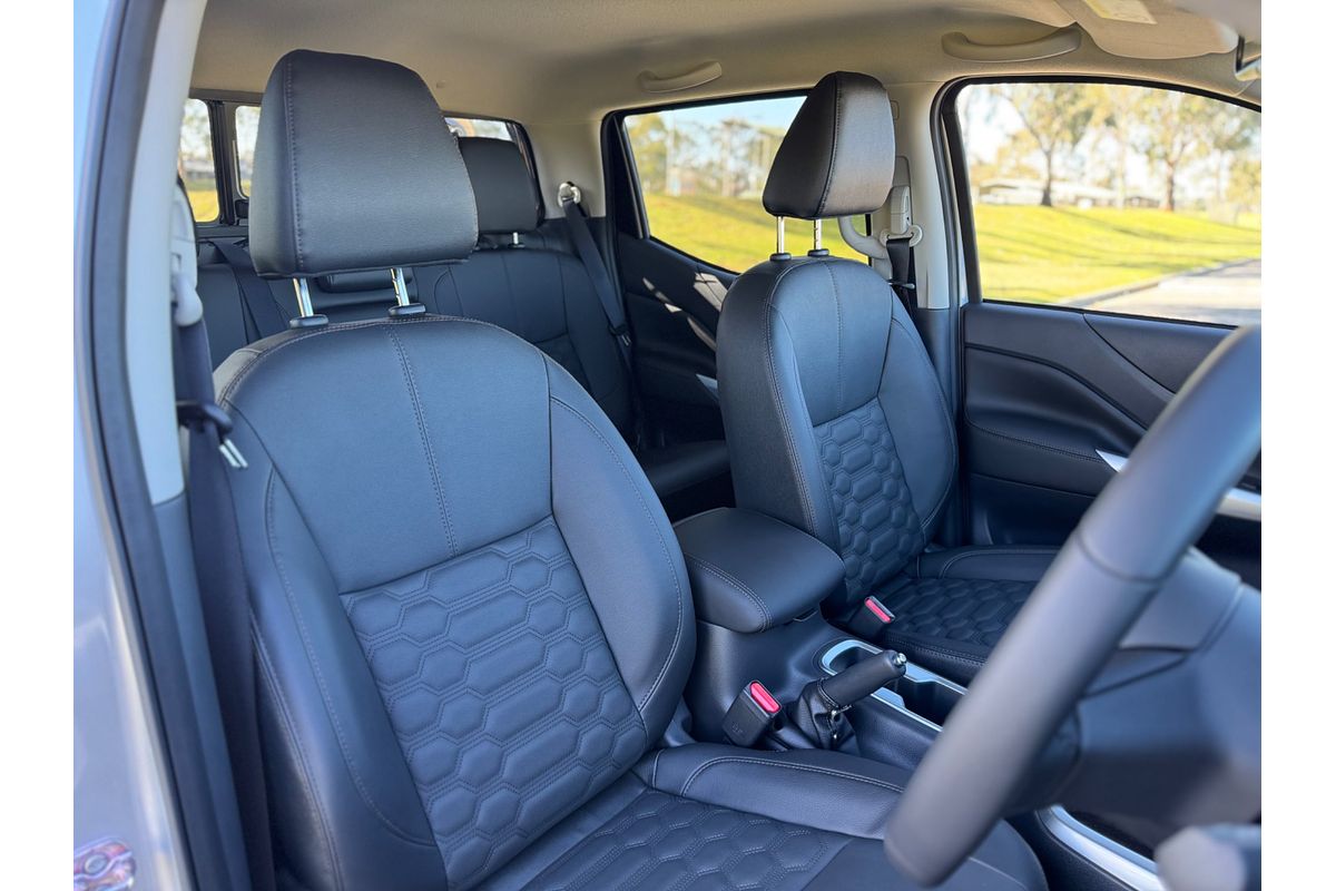 2025 Nissan Navara ST-X D23 4X4