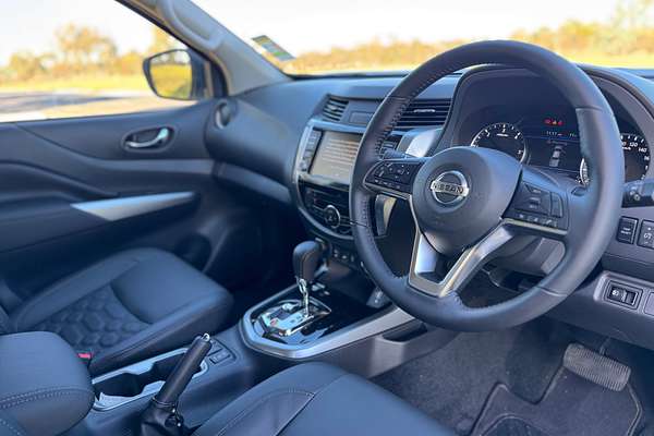 2025 Nissan Navara ST-X D23 4X4