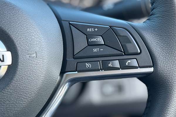 2025 Nissan Navara ST-X D23 4X4