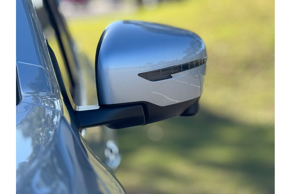 2025 Nissan Navara ST-X D23 4X4