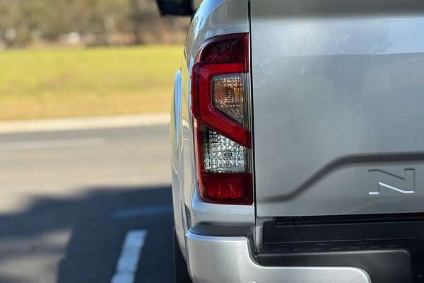2025 Nissan Navara ST-X D23 4X4