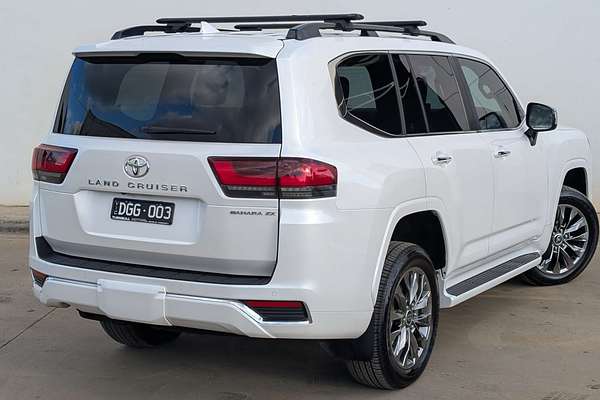 2023 Toyota Landcruiser Sahara ZX FJA300R