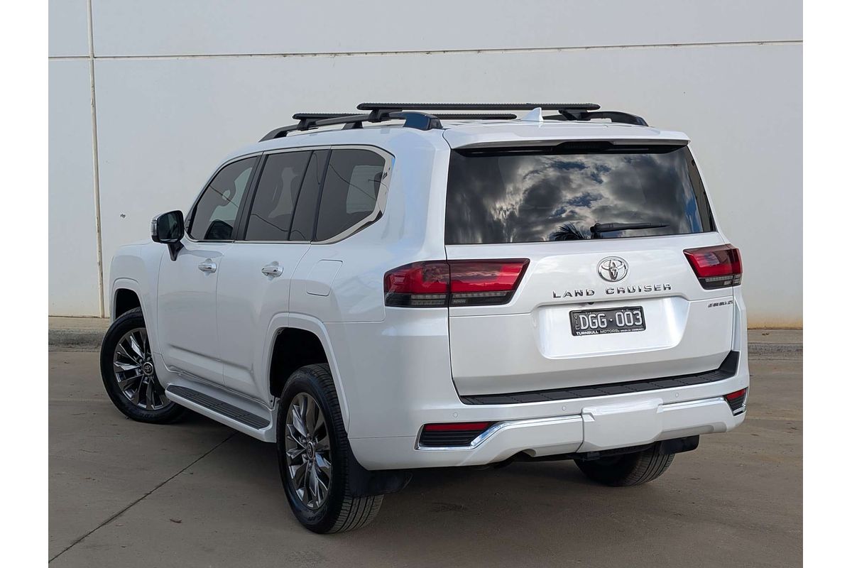2023 Toyota Landcruiser Sahara ZX FJA300R