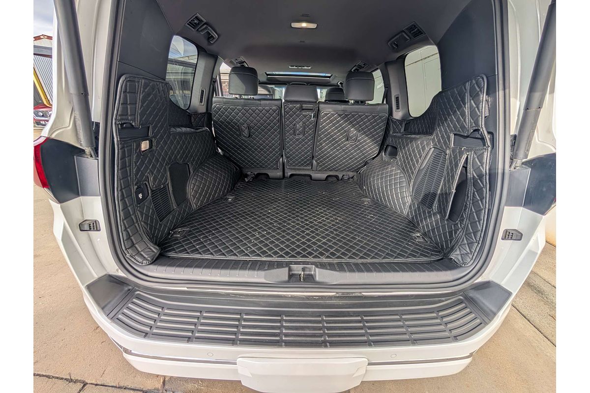 2023 Toyota Landcruiser Sahara ZX FJA300R