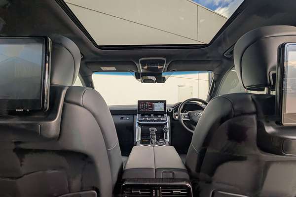 2023 Toyota Landcruiser Sahara ZX FJA300R