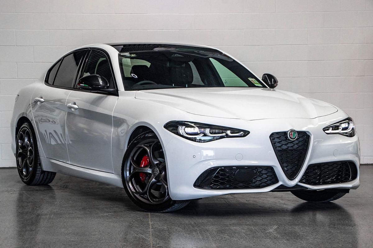 2025 Alfa Romeo Giulia Tributo Italiano Series 5