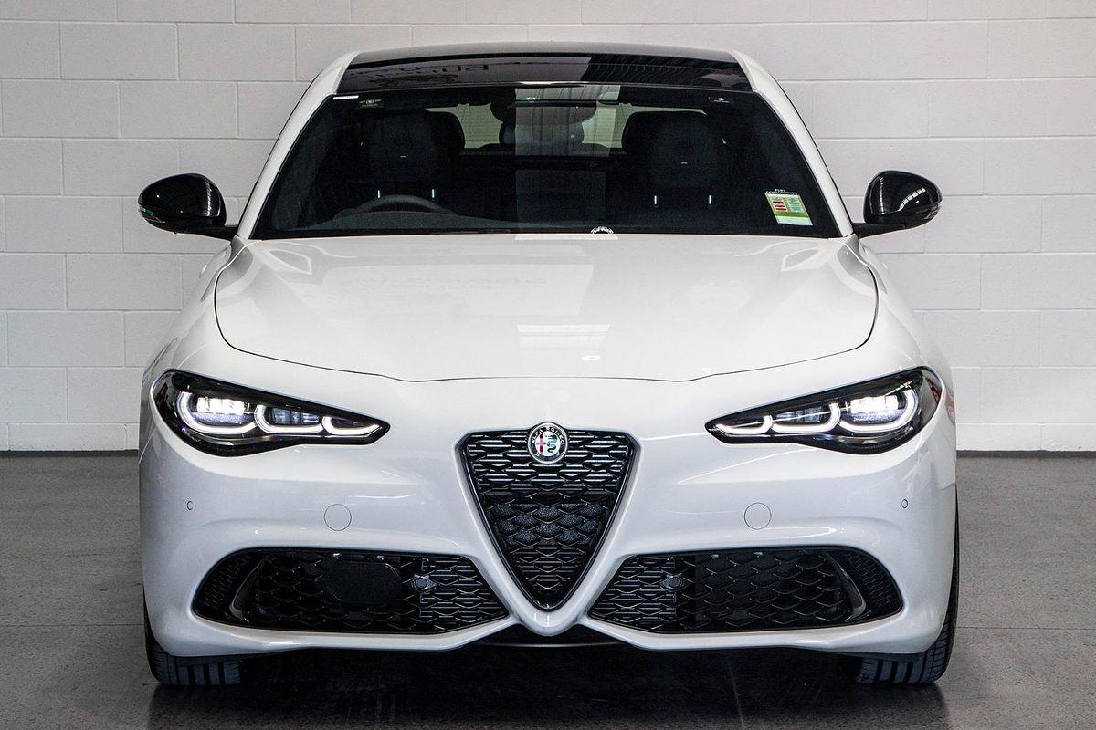 2025 Alfa Romeo Giulia Tributo Italiano Series 5