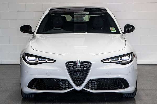2025 Alfa Romeo Giulia Tributo Italiano Series 5