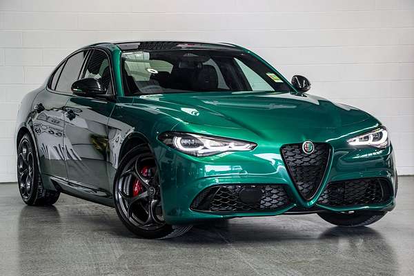 2025 Alfa Romeo Giulia Tributo Italiano Series 5