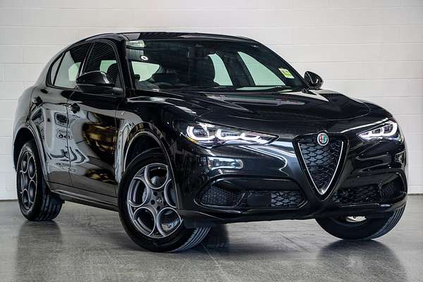 2023 Alfa Romeo Stelvio Ti Series 4